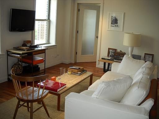 3rd image of 5346 S Cornell Ave APT 1203