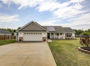 855 Grand Canyon Rd, Inman, SC 29349