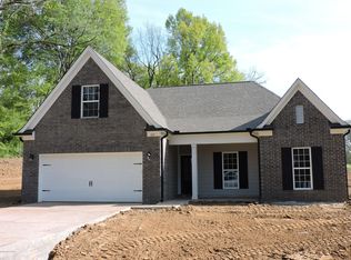 105 Park St, Hernando, MS 38632