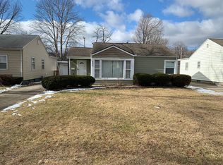 2435 S Whittier Ave, Springfield, IL 62704