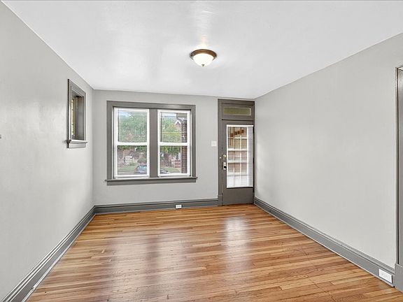 5th image of 4964-66 Mardel Ave #1096