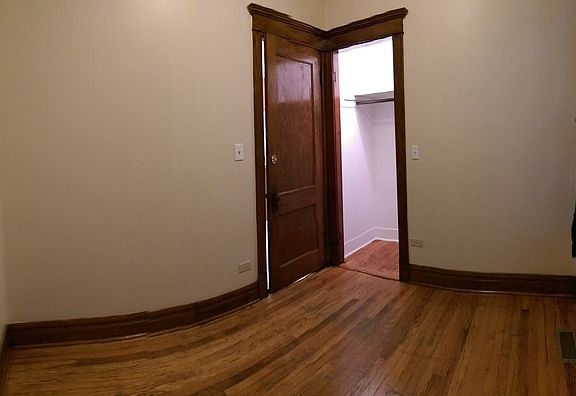 4th image of 1113 N Lawndale Ave #1