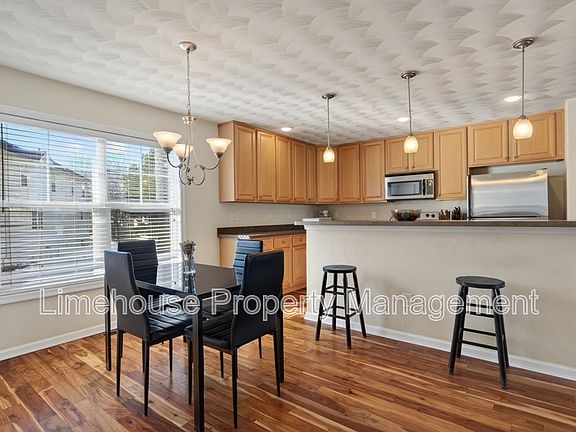 5th image of 5504 Taylors Walke Ln #1