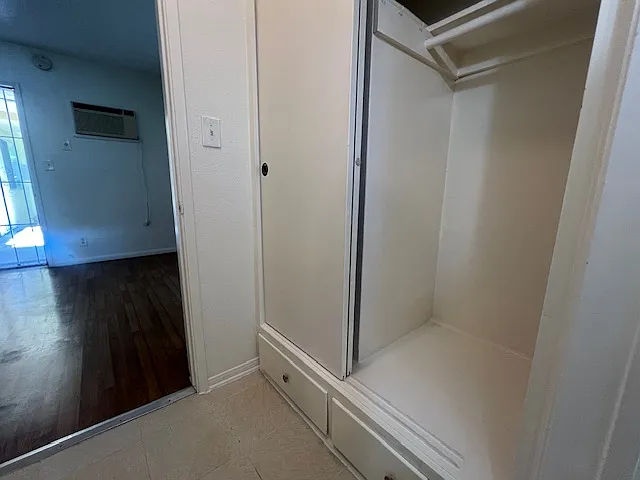 7244 Vassar Ave #1 — Photo 7