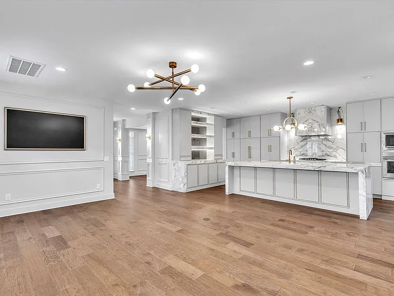 158 Bluffside Cir — Photo 8