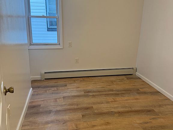 3rd image of 2889 Wellman Ave Unit 2