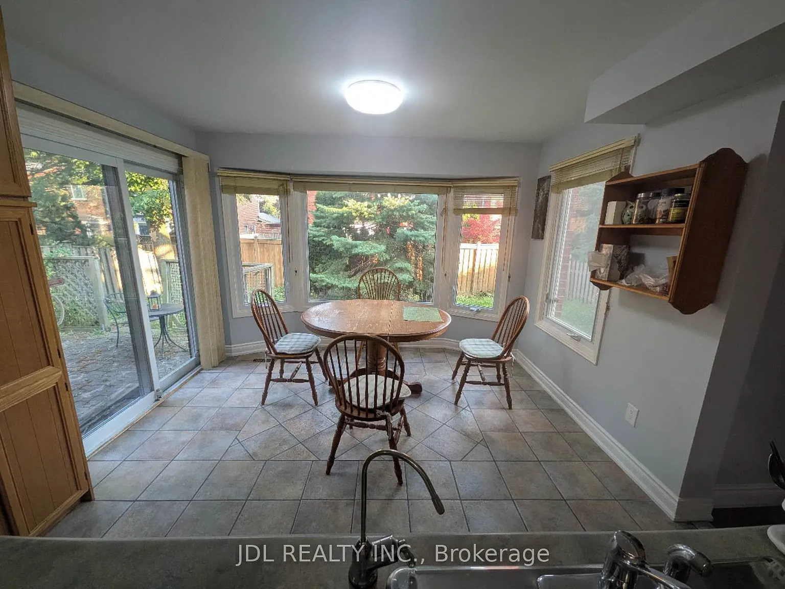2 bed, $1,600 — Photo 2