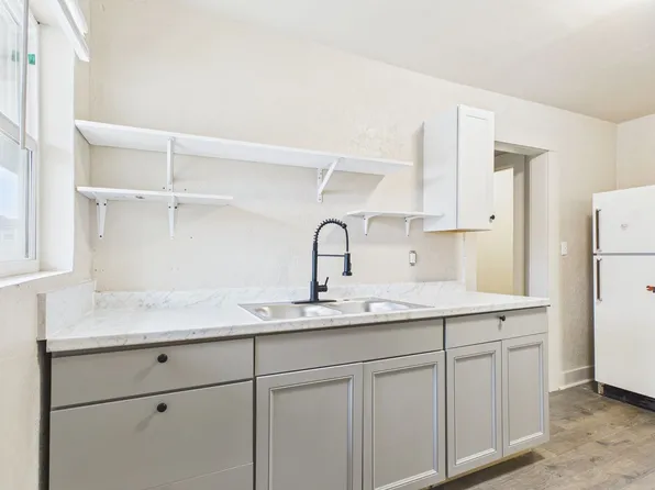 1111 SW 13th Ave APT B, Amarillo, TX 79102