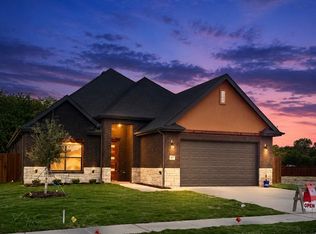 117 Yvonne St, Red Oak, TX 75154