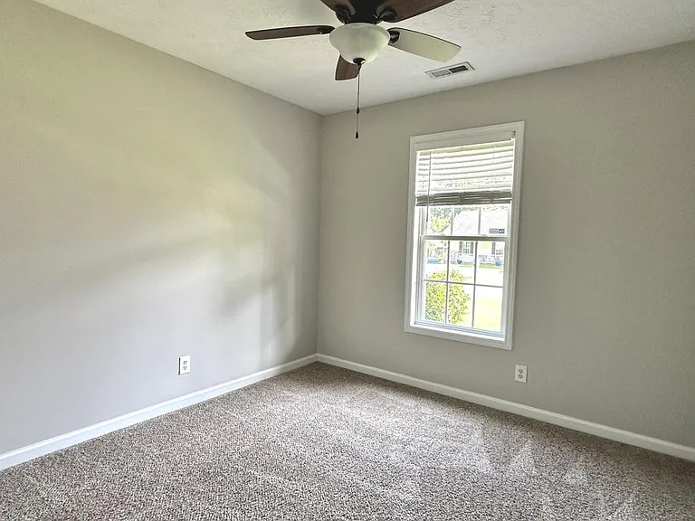 124 Bayou Ct — Photo 14