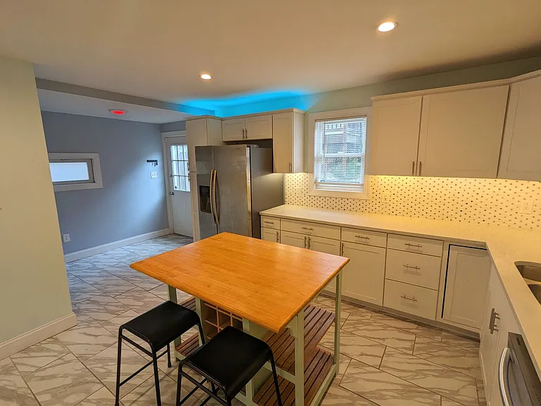 15 Soffel St — Photo 4