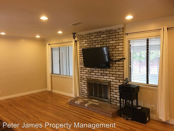 2nd image of 14787 Gardenhill Dr