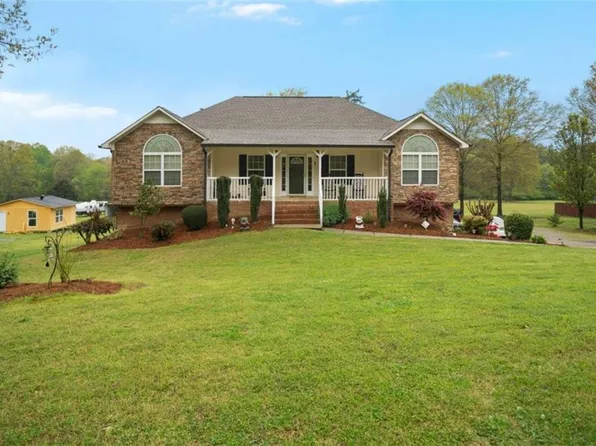 243 Kimwood Dr, Cedartown, GA 30125