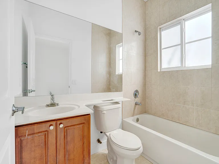 18120 NW 59th Ave #202 — Photo 9