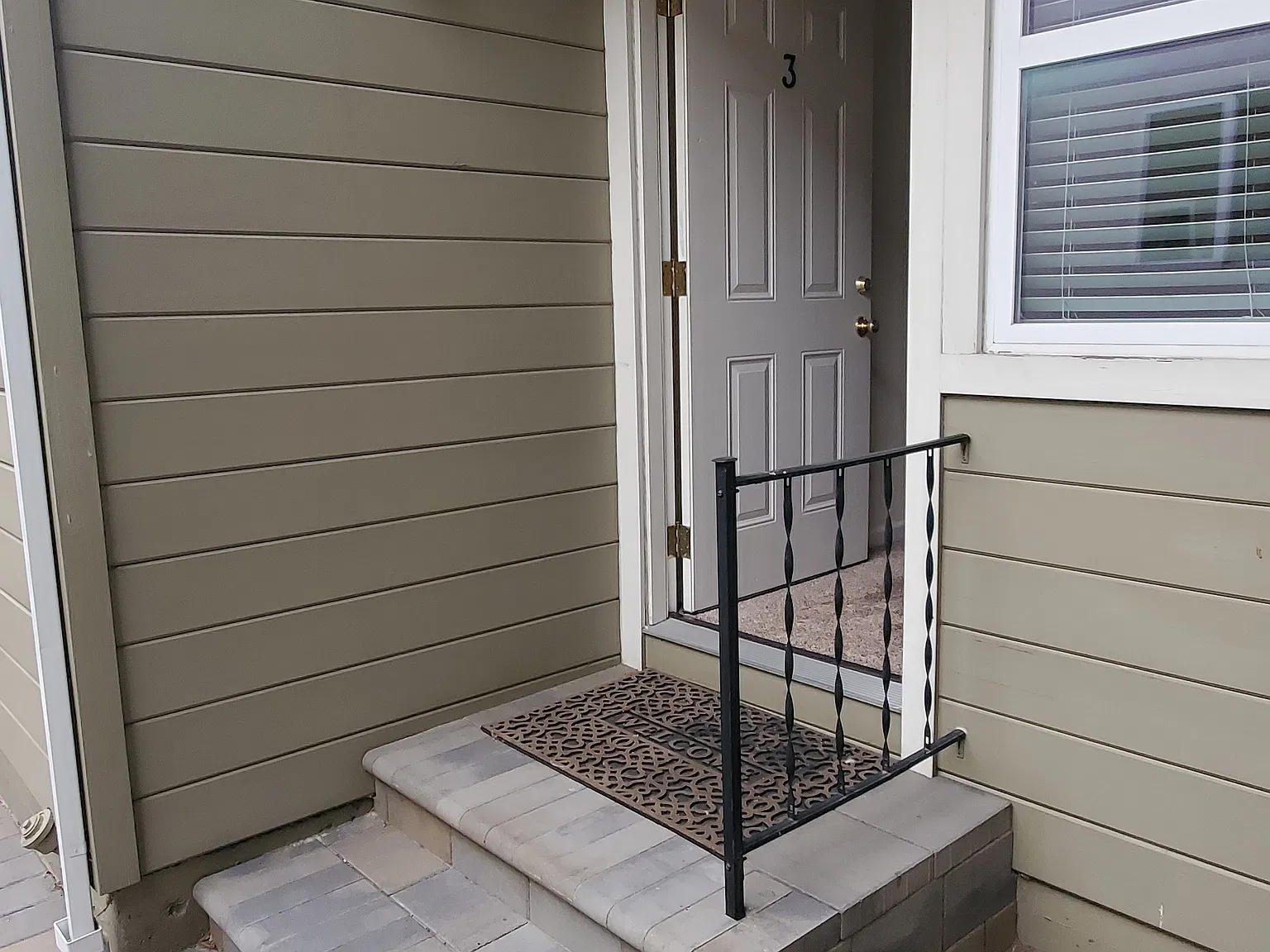 1 bed, 750 sqft, $2,300 — Photo 3