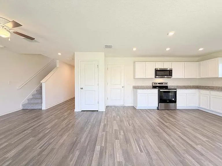 2068 Kentucky Rd — Photo 15