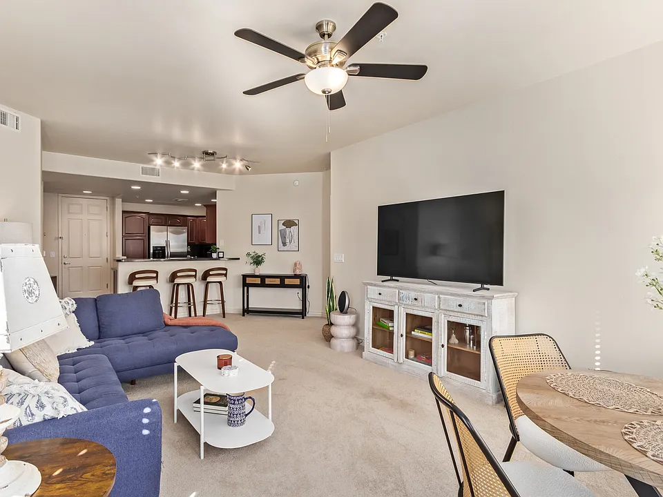 5450 E Deer Valley Dr #4199