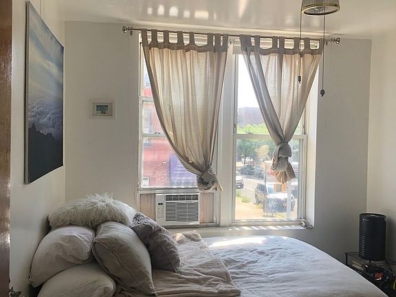 4th image of 765 Sterling Pl APT 2R