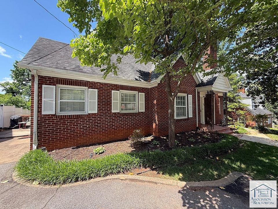 1st image of 406 Hairston St