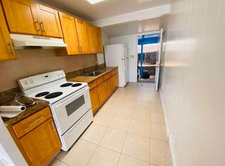 3528 Salt Lake Blvd #C, Honolulu, HI 96818