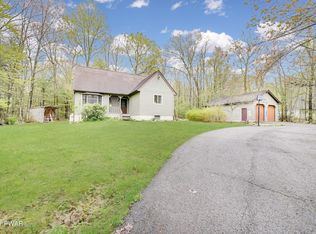187 Pedersen Ridge Rd, Milford, PA 18337