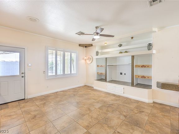 5th image of 7707 Mocorito Ave