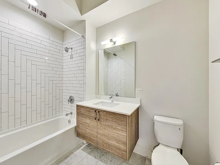 847 N Larrabee St #2F — Photo 15