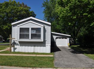 1217 Indigo Dr, Oshkosh, WI 54902