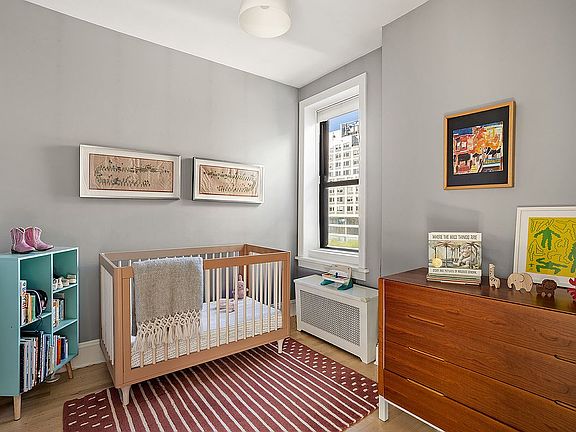 5th image of 251 Pacific St APT 22