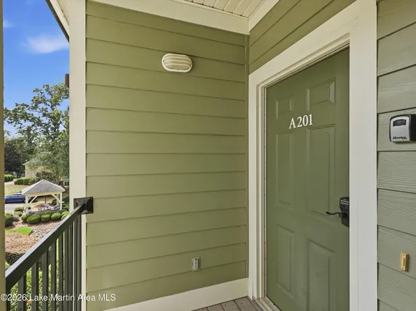 110 Village Loop Unit 201, Dadeville, AL 36853