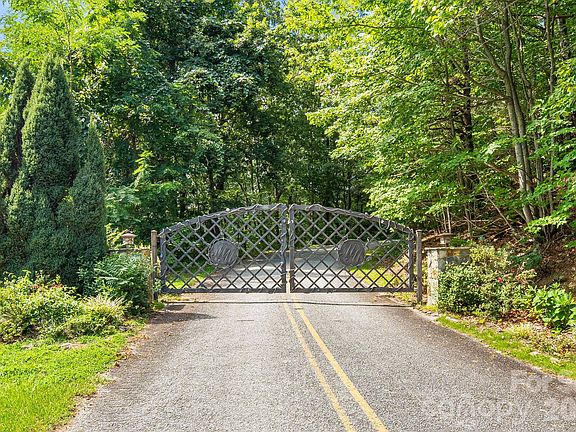 4th image of 341 Melrose Mountain Rd