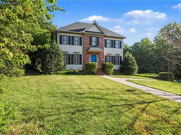 1181 Bent Grass Ln, Winston Salem, NC 27127