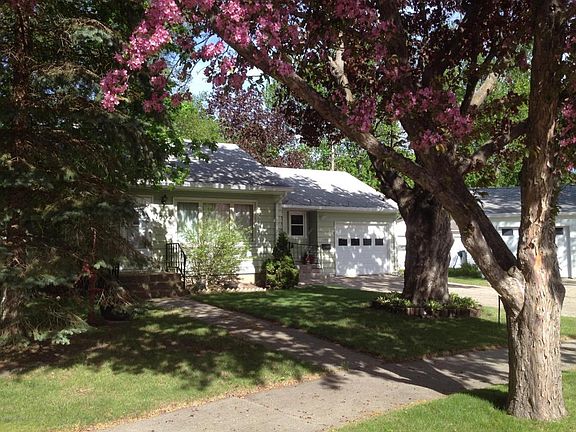 3rd image of 1332 Linwood Ct