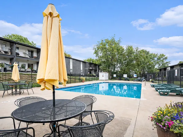 Royal Court Apartments