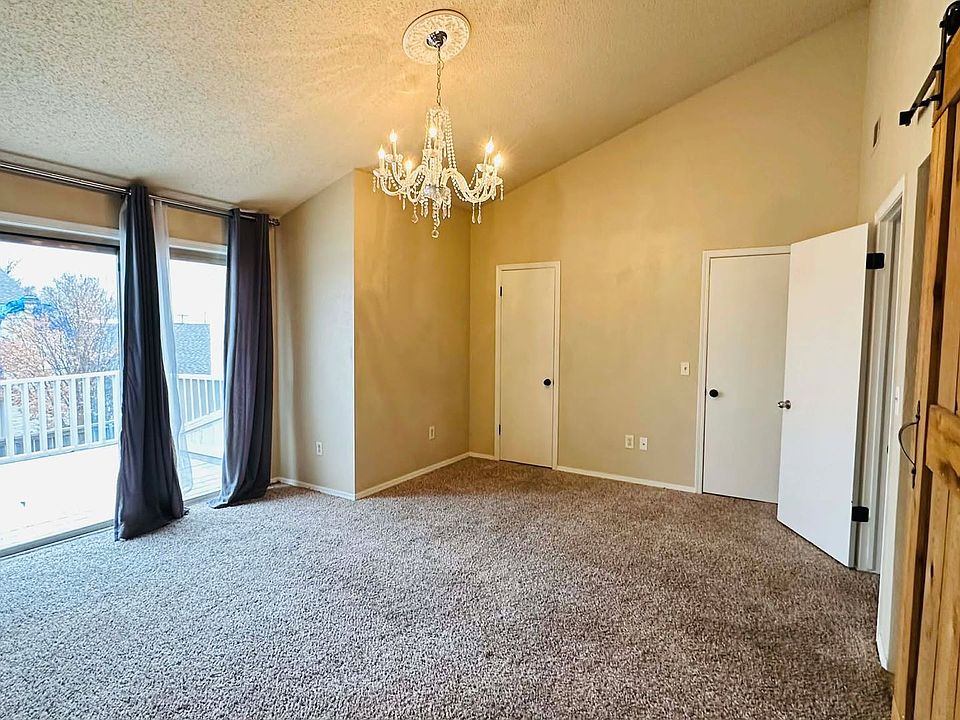 1st image of 5805 Hefner Village Ct