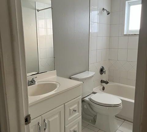 4th image of 7825 Camino Real #J-411