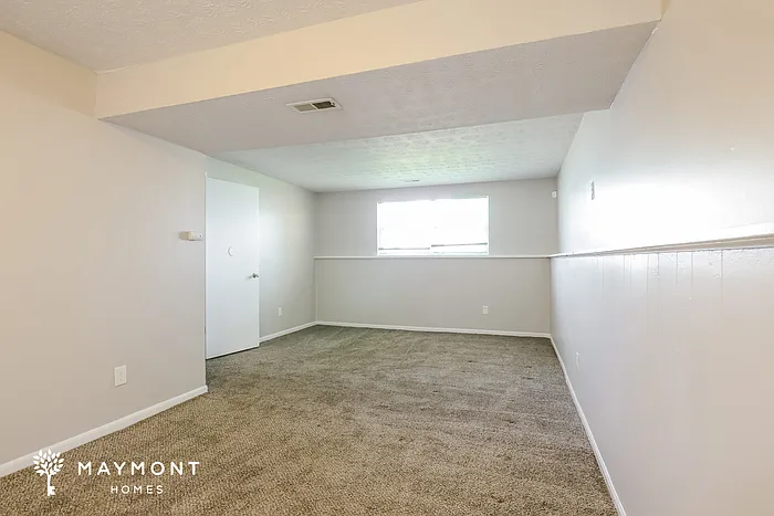 9354 Kingsboro Ct — Photo 8