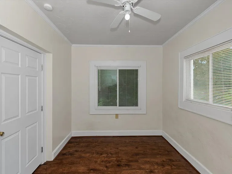 3160 Lake Ave — Photo 14