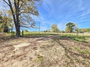 2 Nandena Rd, Gilmer, TX 75644