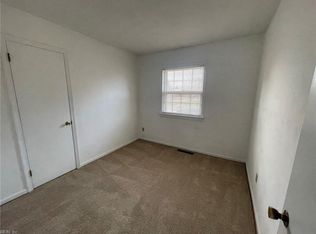 3801 Goose Bay Dr, Portsmouth, VA 23703