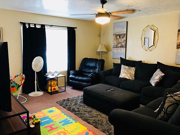 4th image of 4517 Jennifer Dr NE