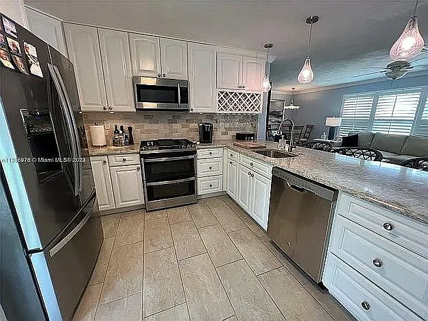 121 Tacoma Ln — Photo 3