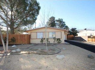 342 E Nugent St, Lancaster, CA 93535