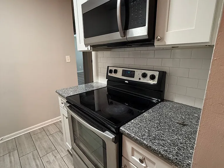 1100 Chandler Dr #104 — Photo 5