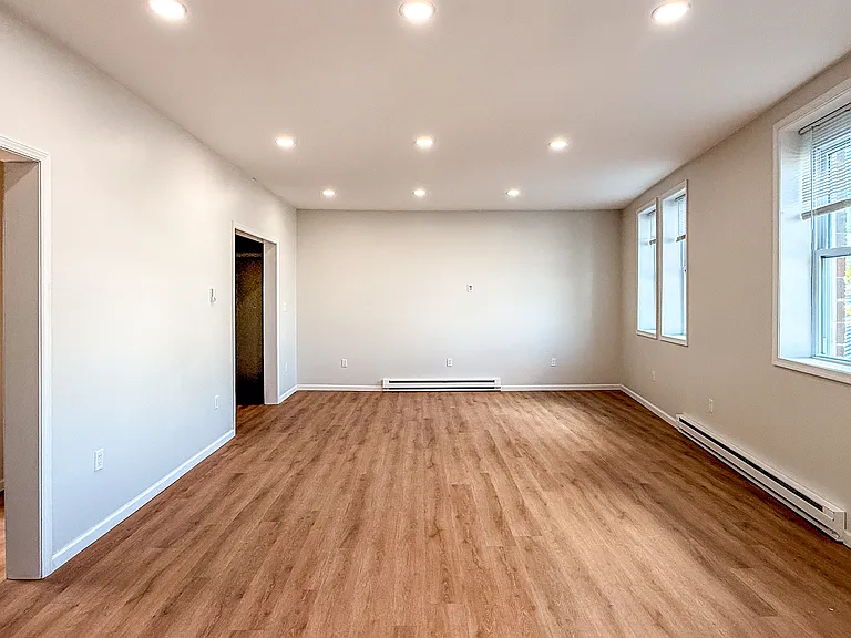 296 Wyoming Ave #2A — Photo 9