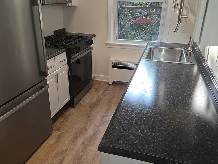 1974 Saint Georges Ave #11 — Photo 12