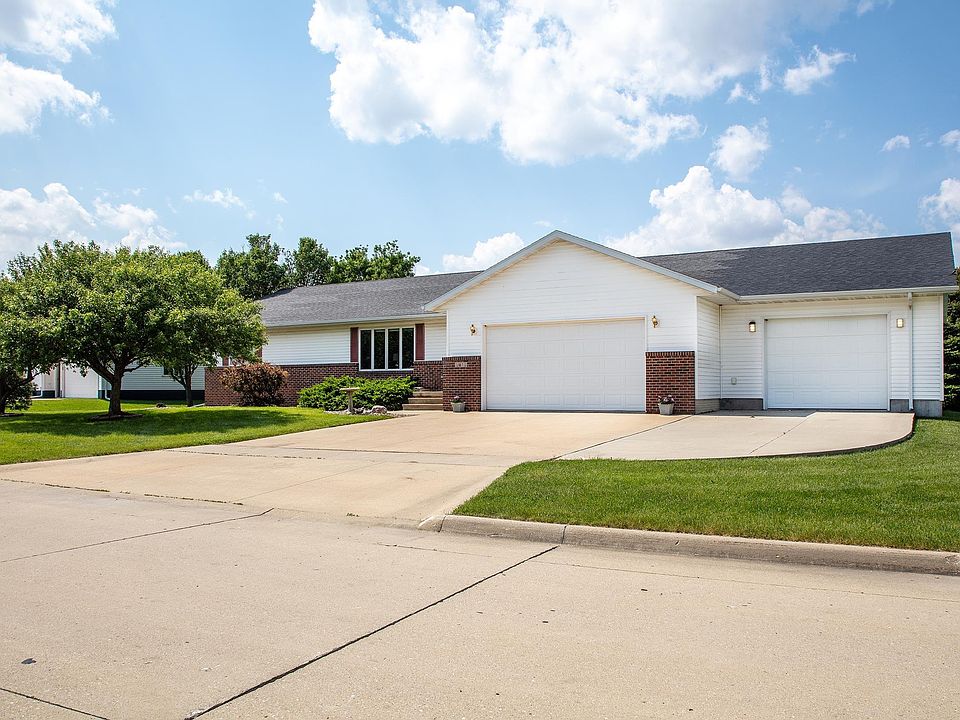 1012 E Donald Dr, Dunkerton, IA 50626 Zillow