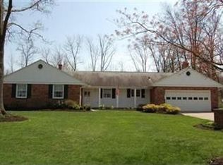 142 Colony Dr, Hudson, OH 44236