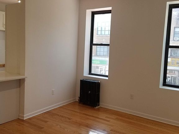 2nd image of 2540 Ocean Ave APT B3