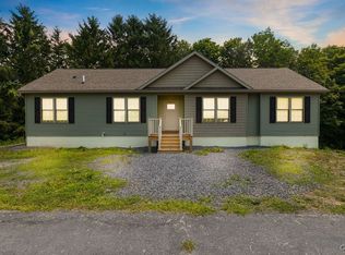 2158 Masters Rd, Marcellus, NY 13108